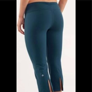 Lululemon Gather And Grow Crop